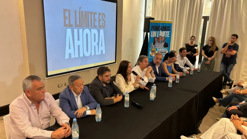 En el cierre de campaña del PJ, Emir Félix criticó al oficialismo y prometió recuperar la confianza de los mendocinos